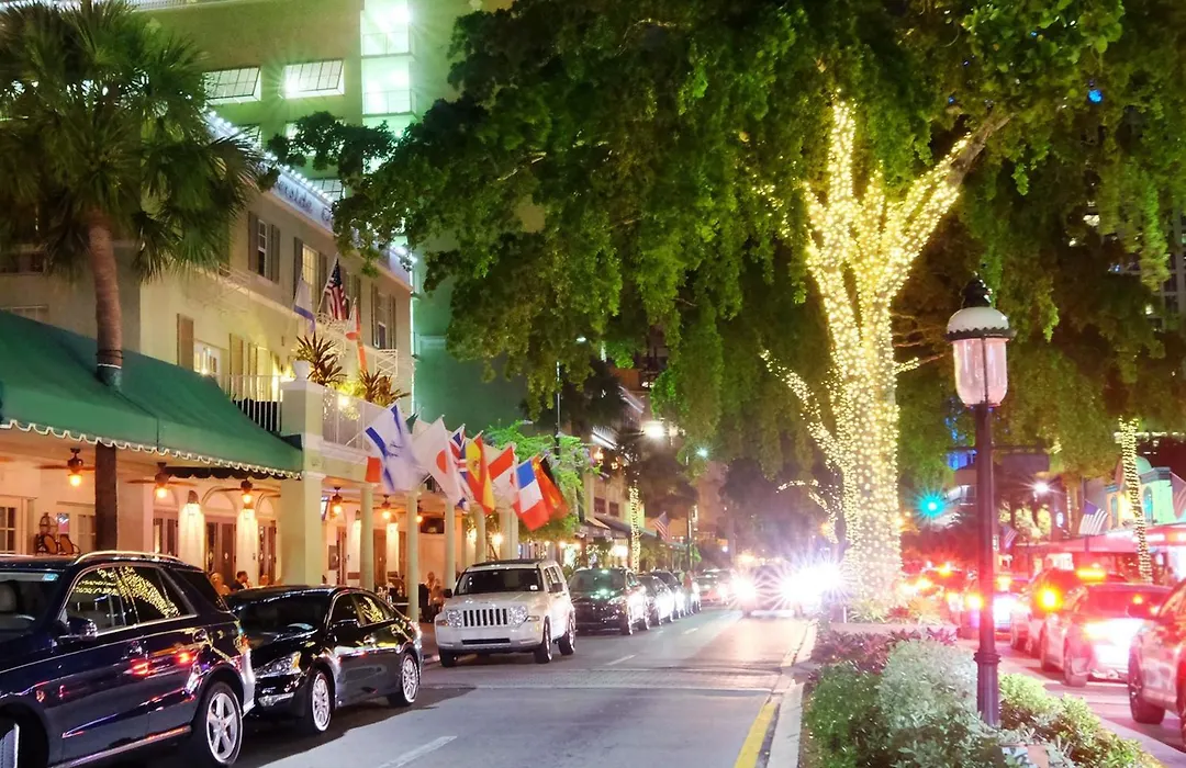 Riverside Hotel-1